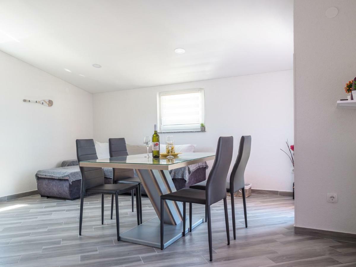 Apartment ˝Soleil˝ Vir Kültér fotó